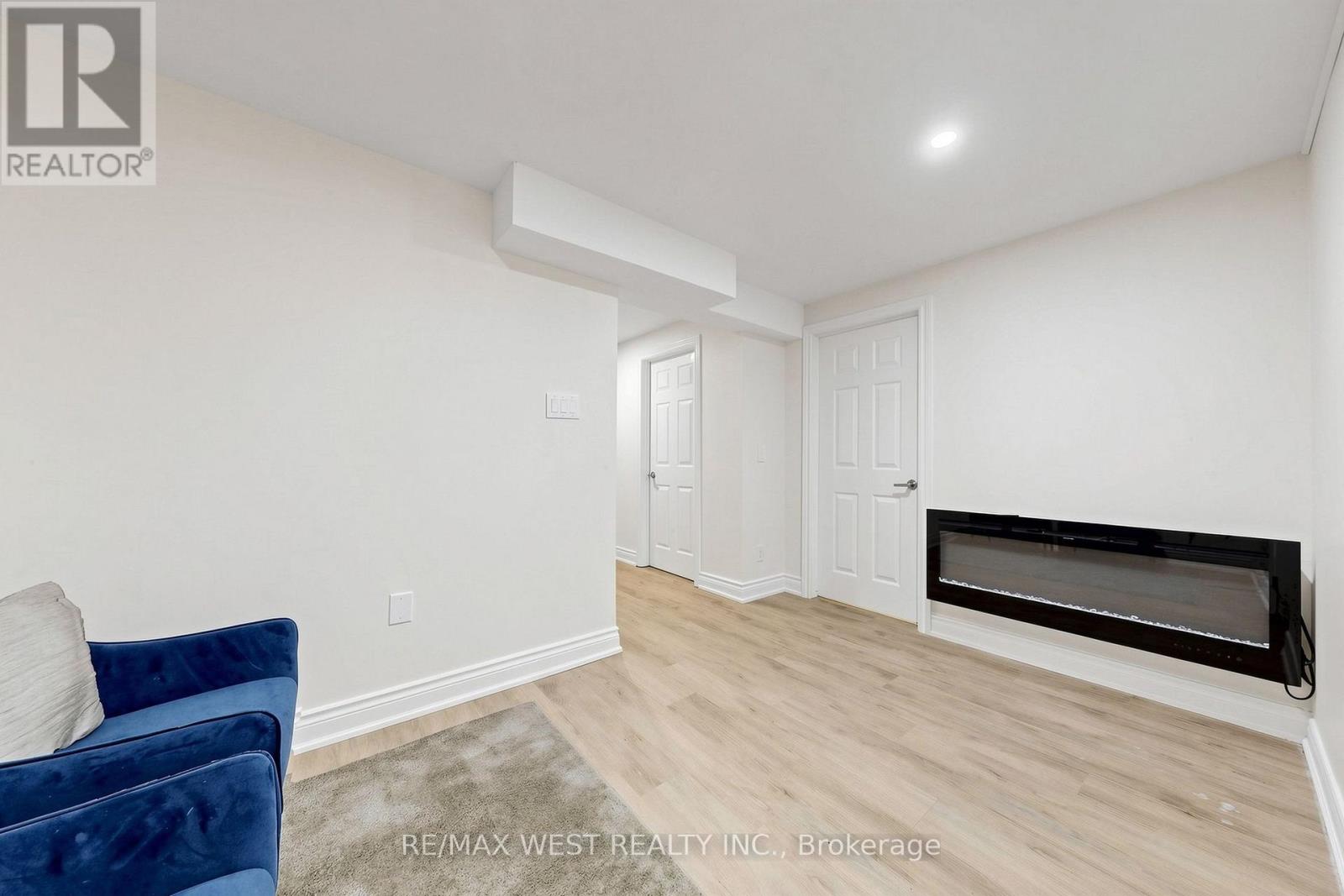 571 St Moritz Avenue, Waterloo, Ontario  N2T 2Z3 - Photo 32 - X13565710