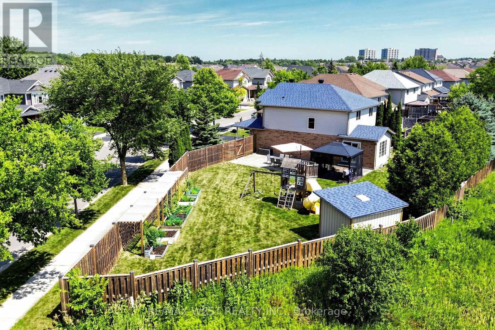 571 St Moritz Avenue, Waterloo, Ontario  N2T 2Z3 - Photo 48 - X13565710