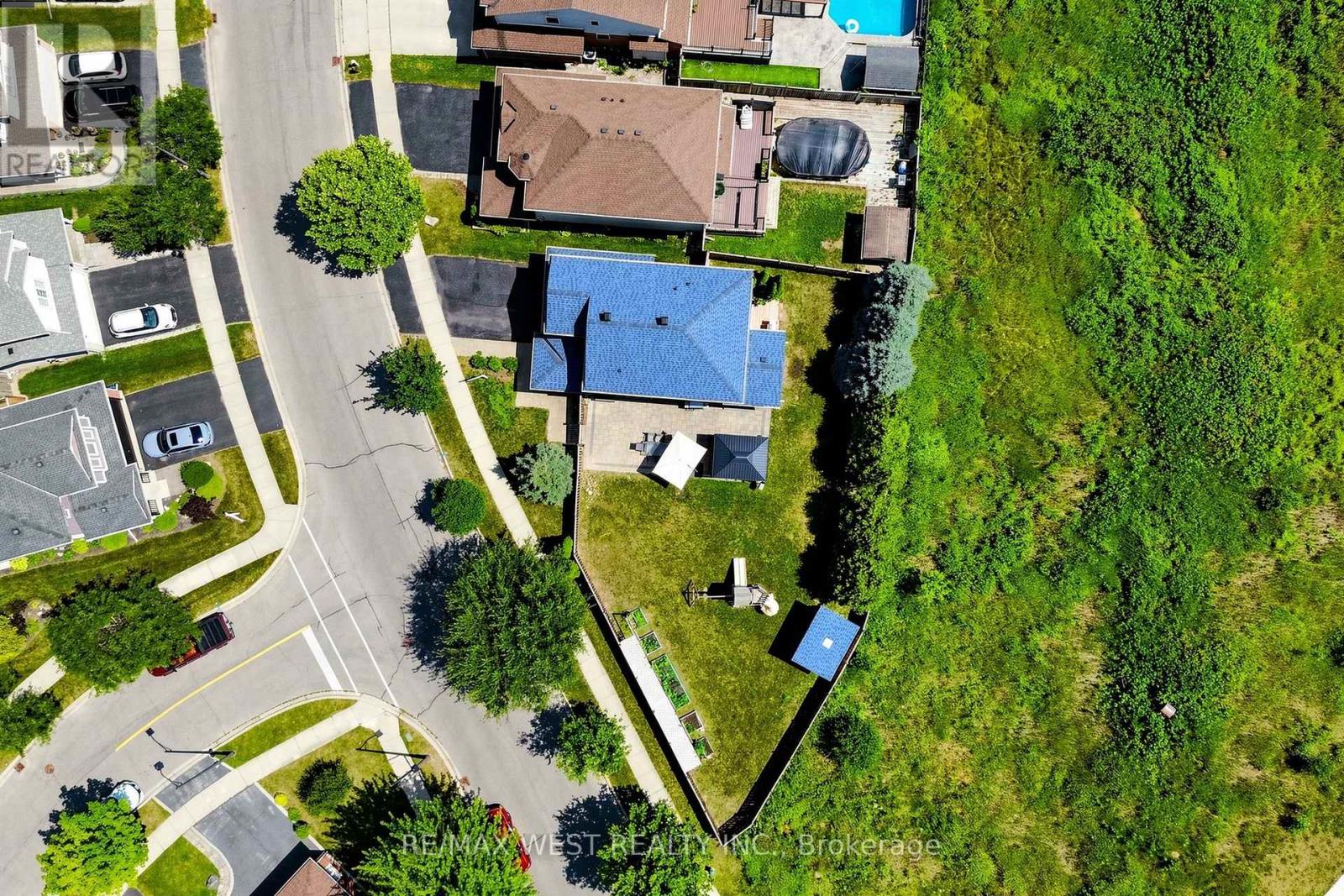 571 St Moritz Avenue, Waterloo, Ontario  N2T 2Z3 - Photo 50 - X13565710