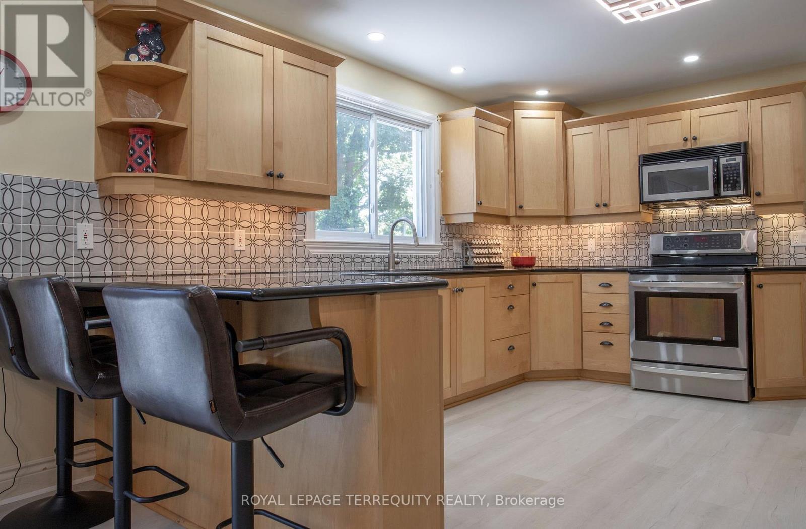 24 Simcoe Street, Kawartha Lakes, Ontario  K9V 2G4 - Photo 10 - X13565724