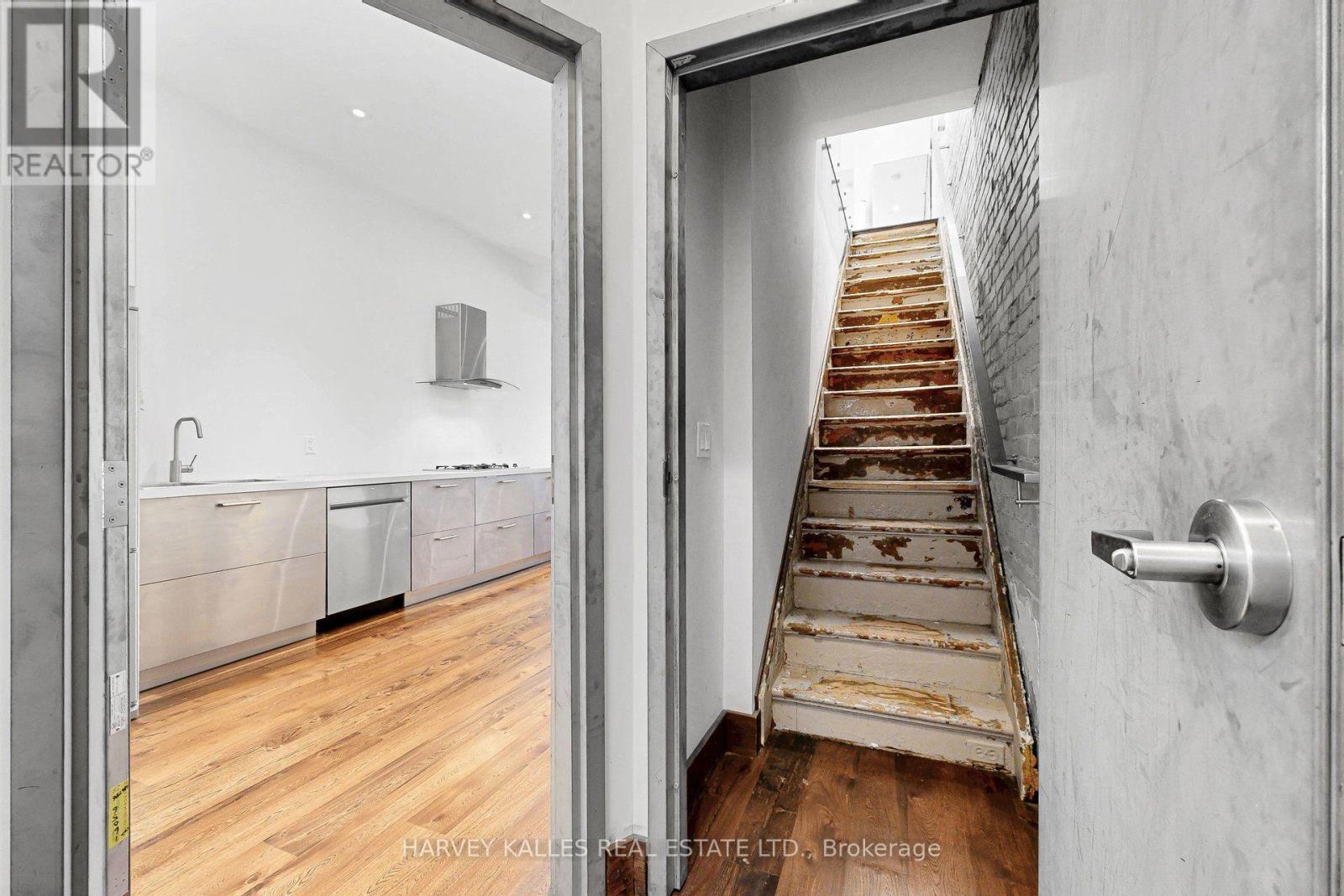 819 Dundas Street W, Toronto, Ontario  M6J 1V4 - Photo 18 - C13565784