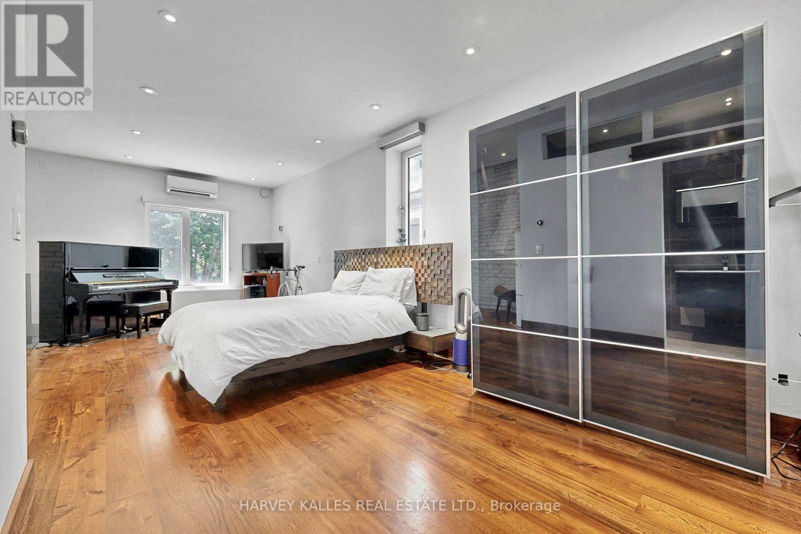 819 Dundas Street W, Toronto, Ontario  M6J 1V4 - Photo 23 - C13565784