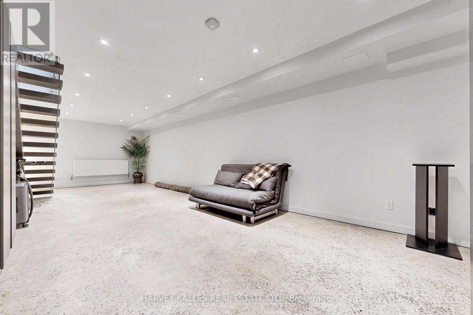 819 Dundas Street W, Toronto, Ontario  M6J 1V4 - Photo 28 - C13565784
