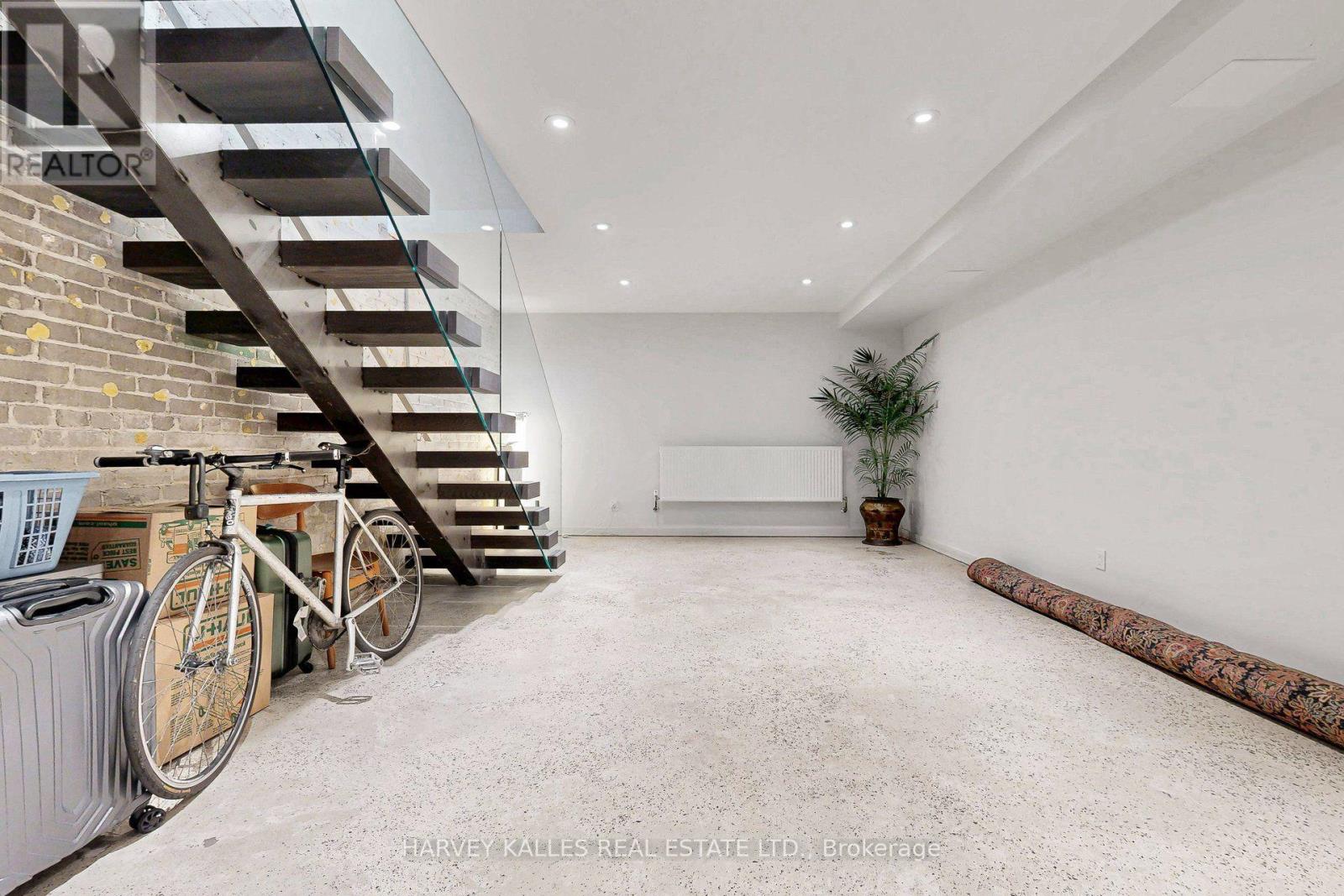 819 Dundas Street W, Toronto, Ontario  M6J 1V4 - Photo 30 - C13565784