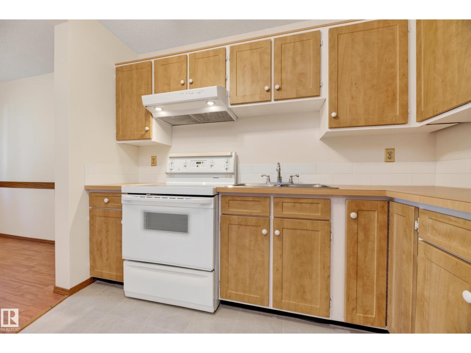 Unknown Address, ,    - Photo 13 - E4498844