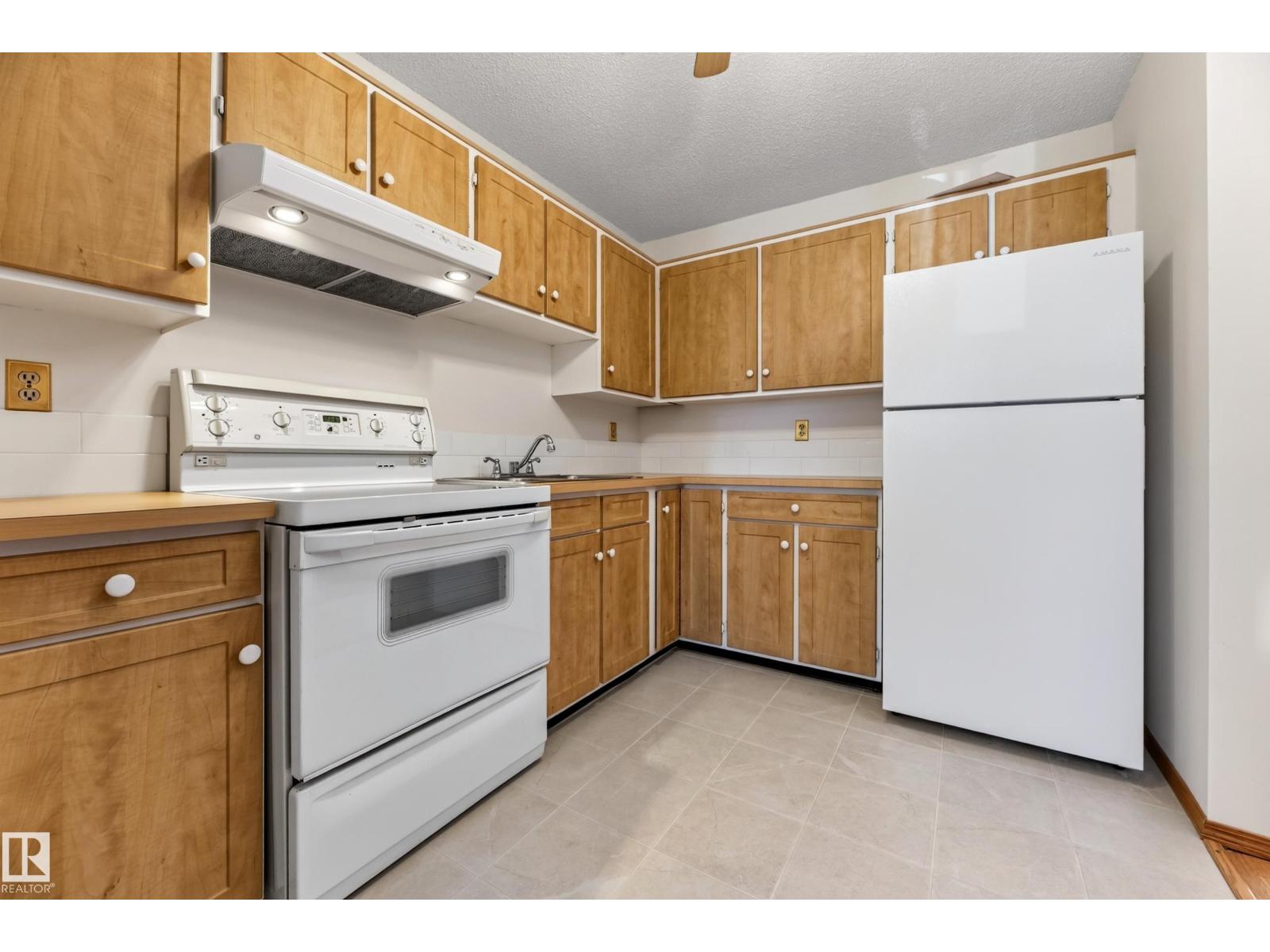 Unknown Address, ,    - Photo 14 - E4498844