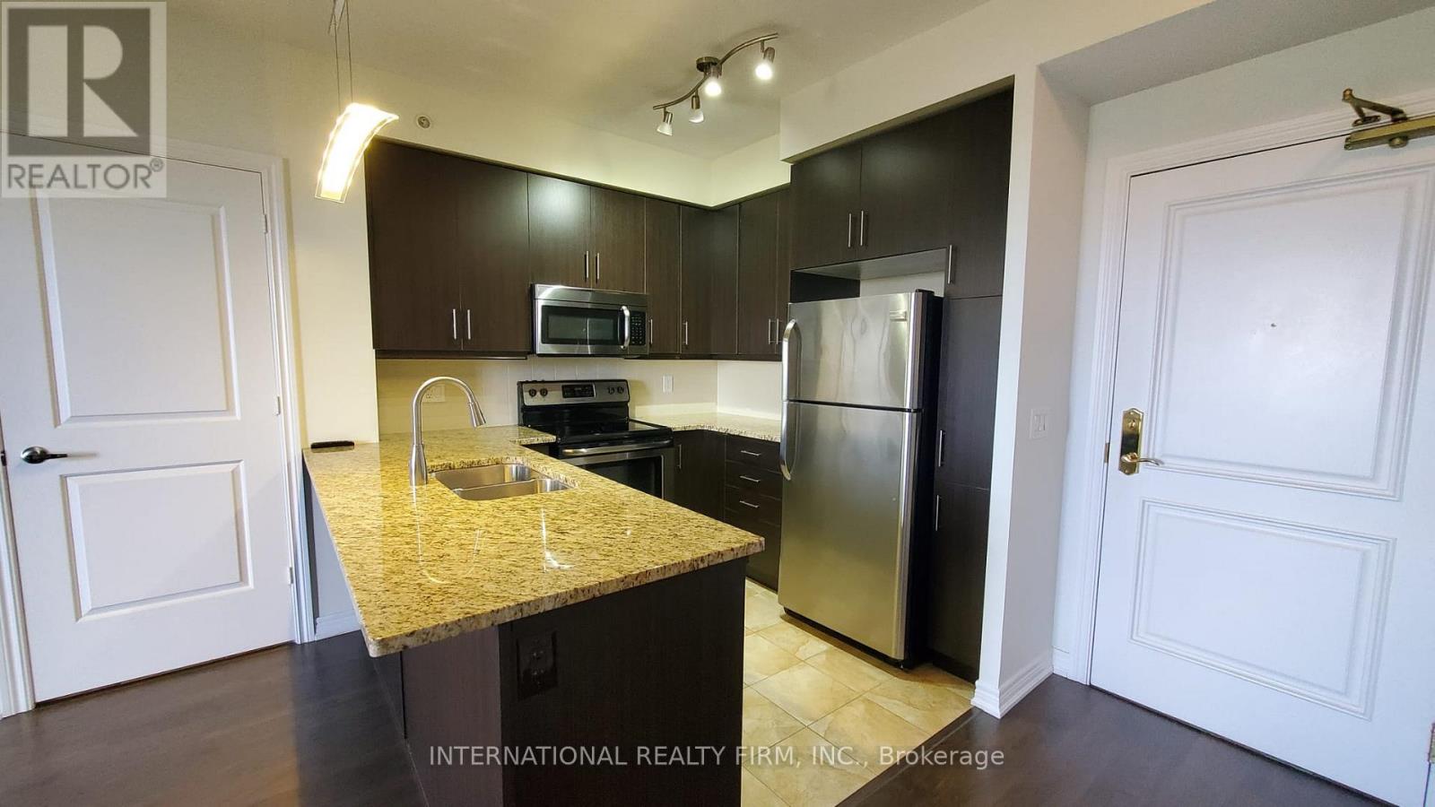 708 - 9255 Jane Street, Vaughan (Maple), Ontario  L6A 0K1 - Photo 8 - N13565738