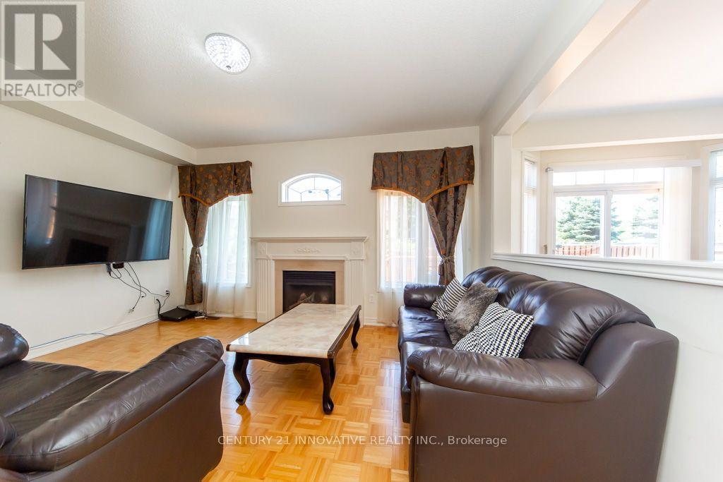 116 Riverwalk Drive, Markham, Ontario  L6B 0B9 - Photo 14 - N13565910