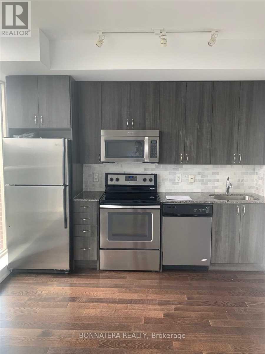 609 - 1638 Bloor Street W, Toronto, Ontario  M6P 1A7 - Photo 4 - W13565756