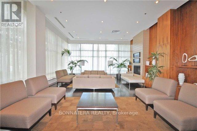 1506 - 33 Elm Drive, Mississauga, Ontario  L5B 4M2 - Photo 10 - W13565778