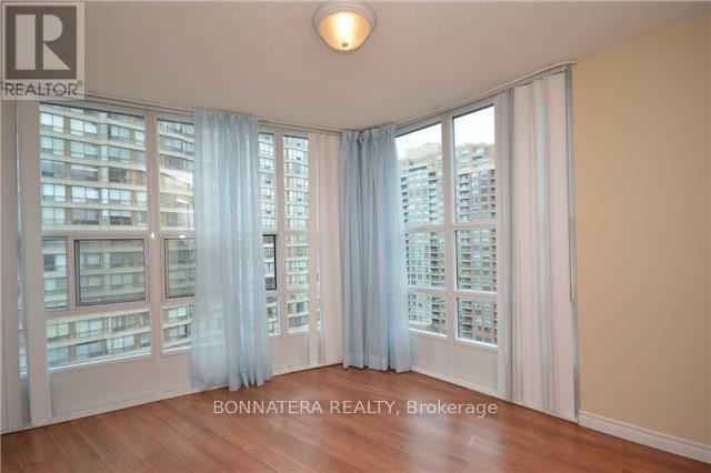 1506 - 33 Elm Drive, Mississauga, Ontario  L5B 4M2 - Photo 13 - W13565778