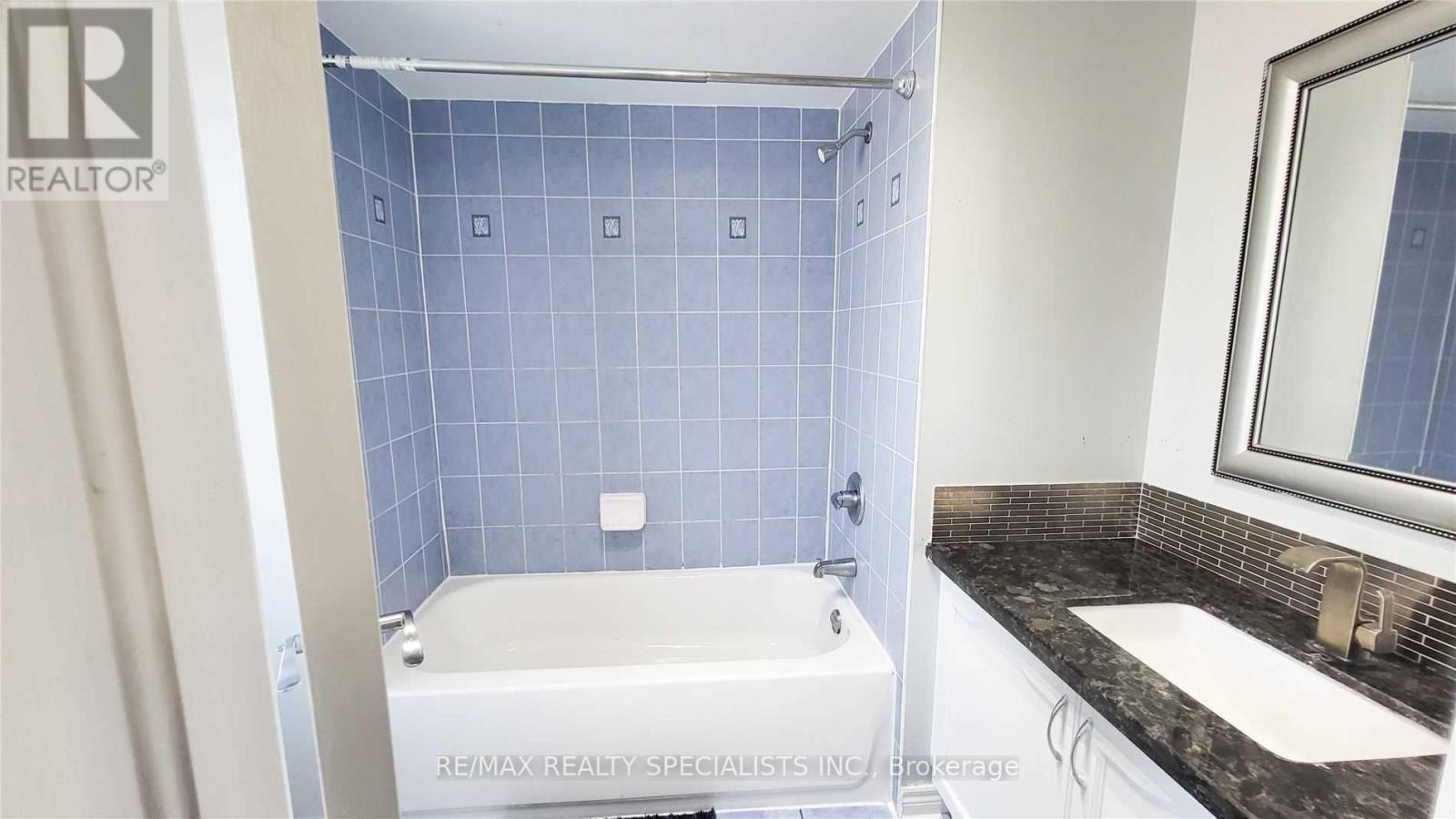 17 Iron Block Drive, Brampton, Ontario  L7A 0K1 - Photo 17 - W13565782