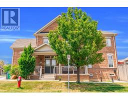 32 ORANGEBLOSSOM TRAIL, Brampton, Ontario