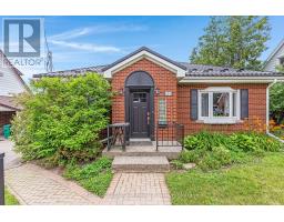 805 ROCKWAY DRIVE, Kitchener, Ontario