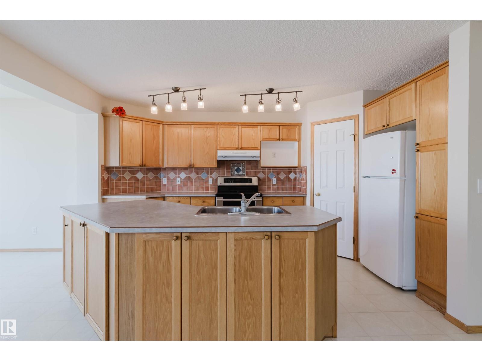 1686 Tompkins Wd NW, Edmonton, Alberta  T6R 2Y4 - Photo 14 - E4498848