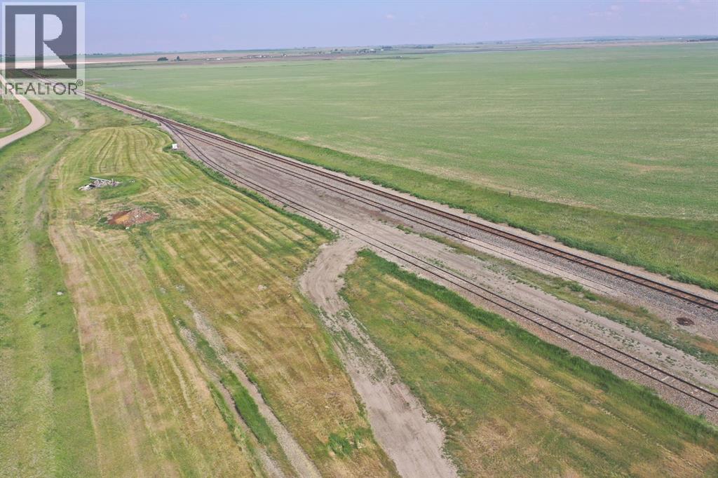 On Railway Ave, Brant, Alberta  T0L 0L0 - Photo 1 - A2263660