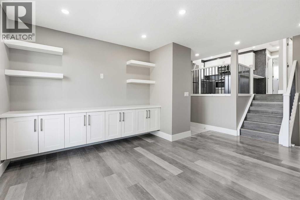 99 Pinecliff Close, Calgary, Alberta  T1Y 4N4 - Photo 4 - A2329433