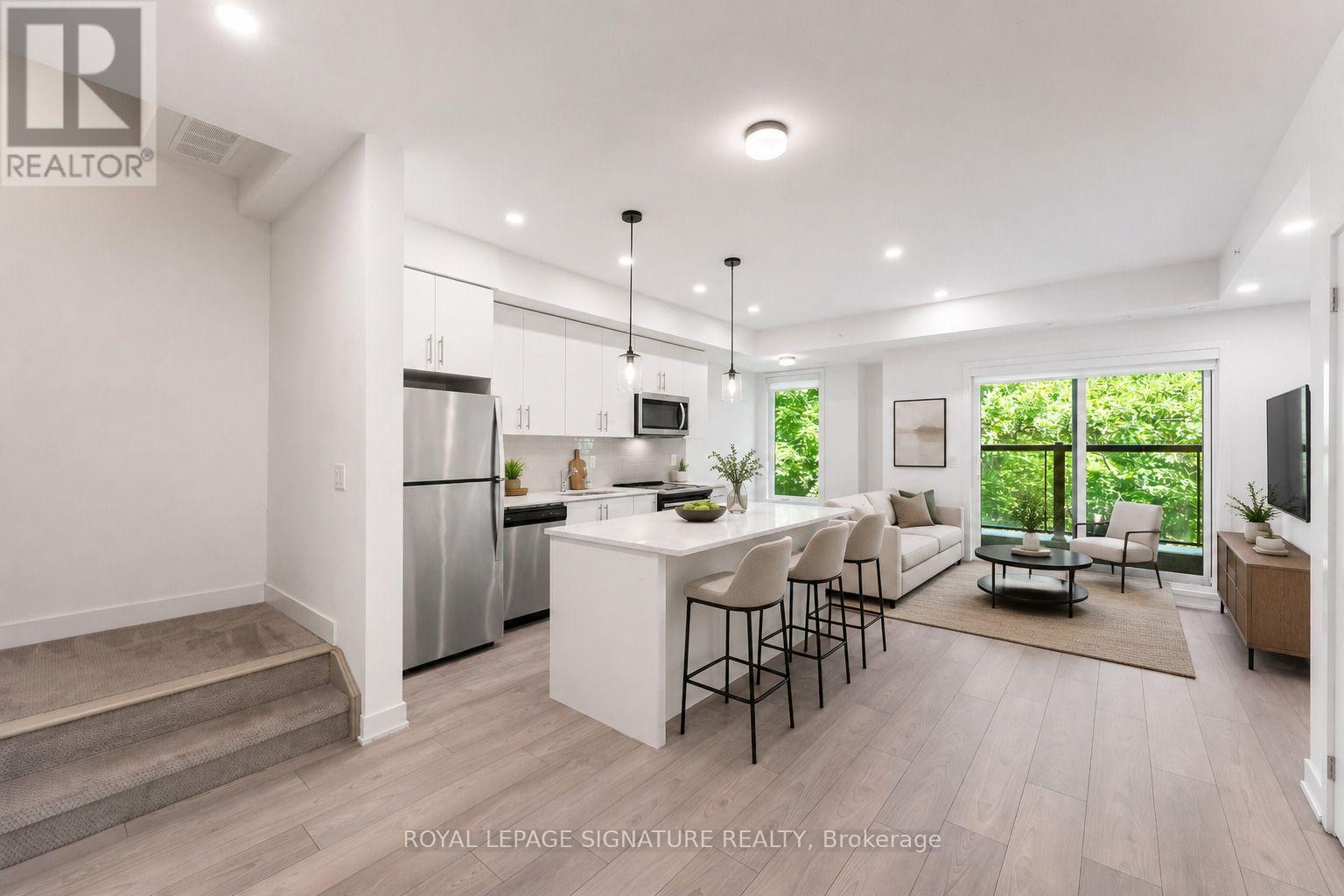 17 - 3492 WIDDICOMBE WAY, Mississauga (Erin Mills)