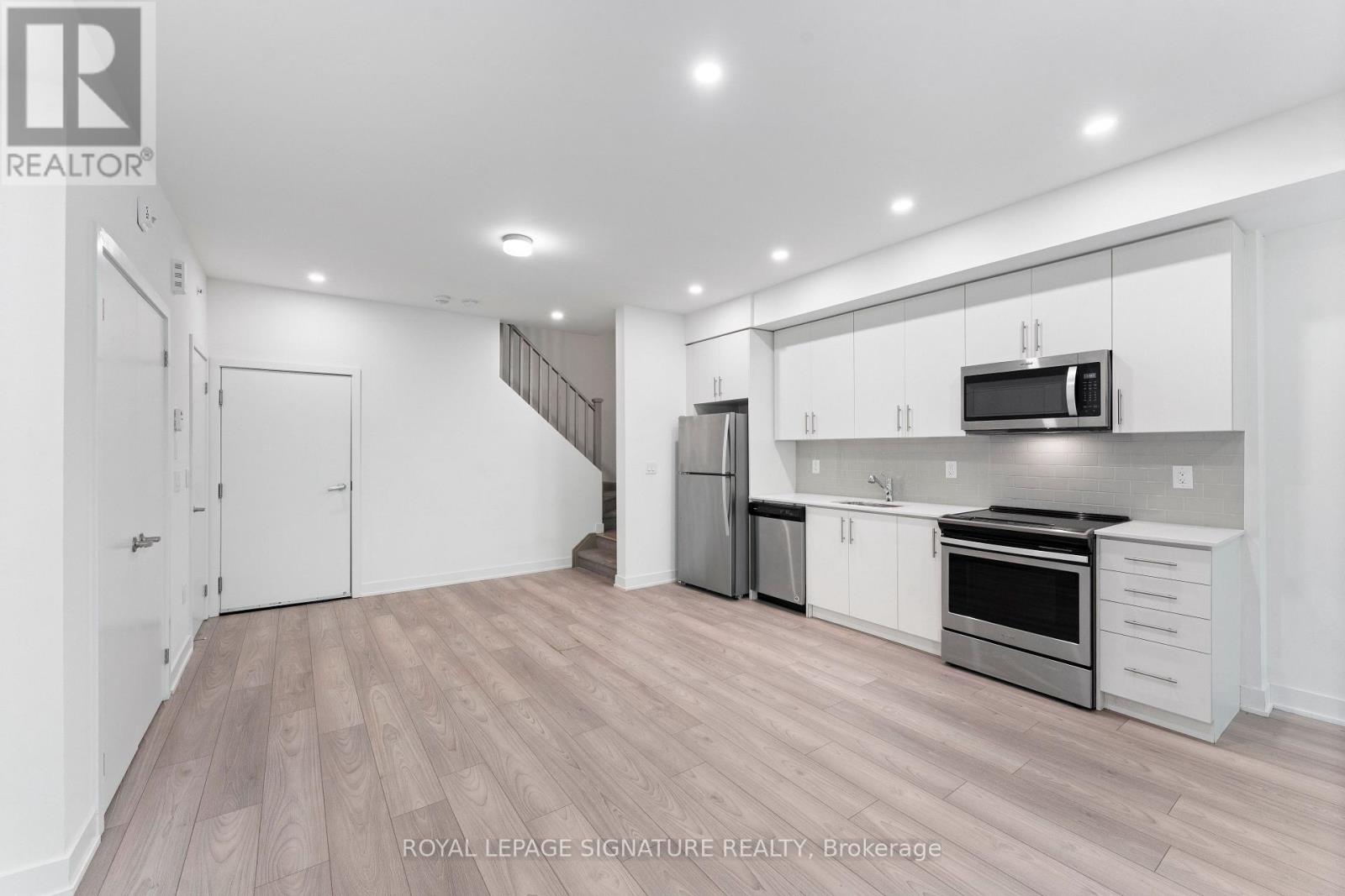 17 - 3492 Widdicombe Way, Mississauga, Ontario L5L 2M5 - Photo 8 - W13565456
