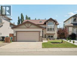 27 Firelight Way W, Lethbridge, Alberta