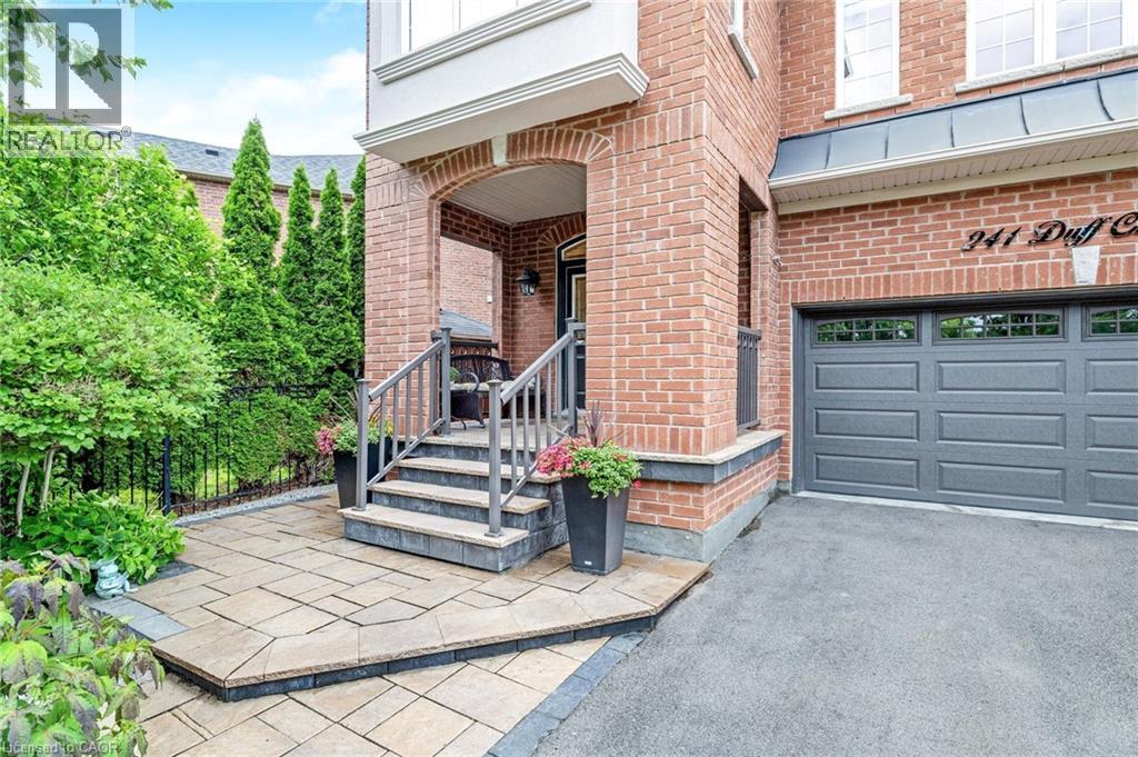 241 Duff Crescent, Milton, Ontario  L9T 0W7 - Photo 2 - 40844854