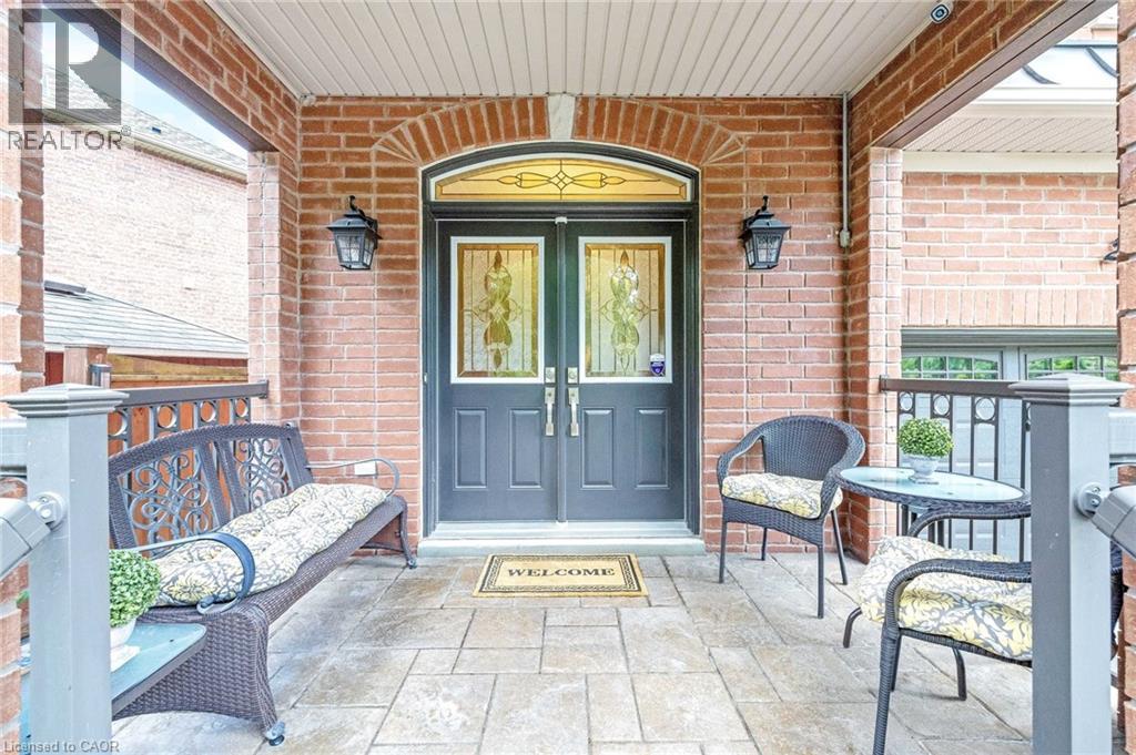 241 Duff Crescent, Milton, Ontario  L9T 0W7 - Photo 3 - 40844854