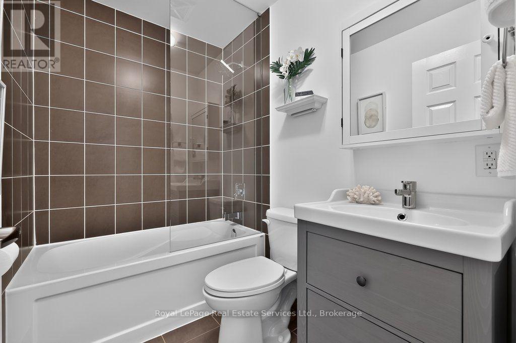 202 - 73 Washington Avenue, Oakville, Ontario  L6K 1W5 - Photo 19 - W13566176