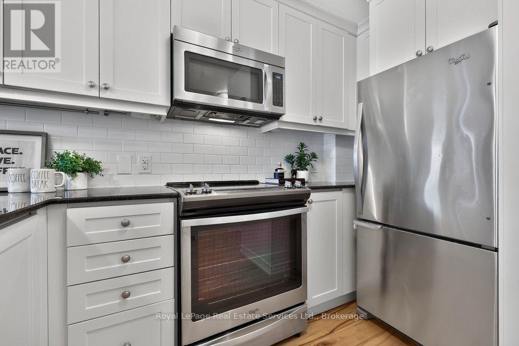 202 - 73 Washington Avenue, Oakville, Ontario  L6K 1W5 - Photo 8 - W13566176