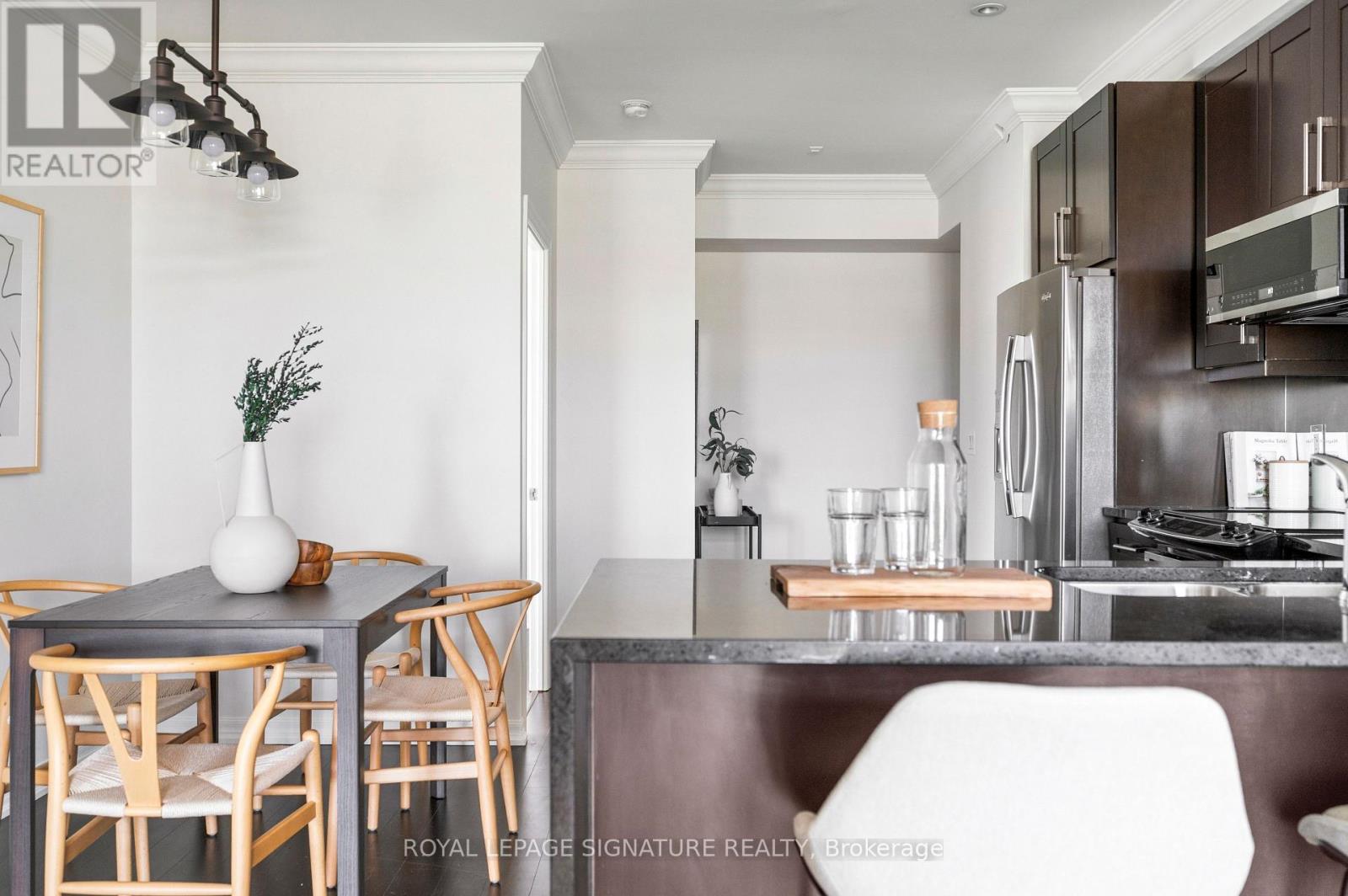 303 - 3563 Lake Shore Boulevard W, Toronto, Ontario  M8W 0A3 - Photo 12 - W13532162