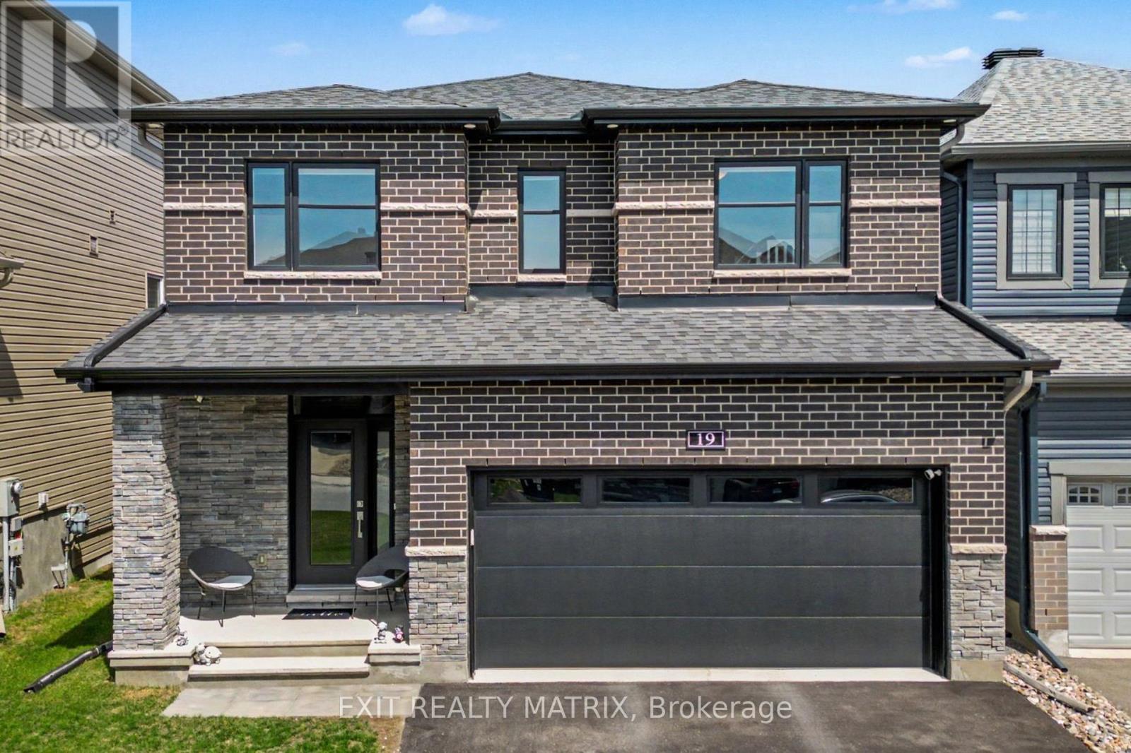 19 FOSSA TERRACE, Ottawa, Ontario