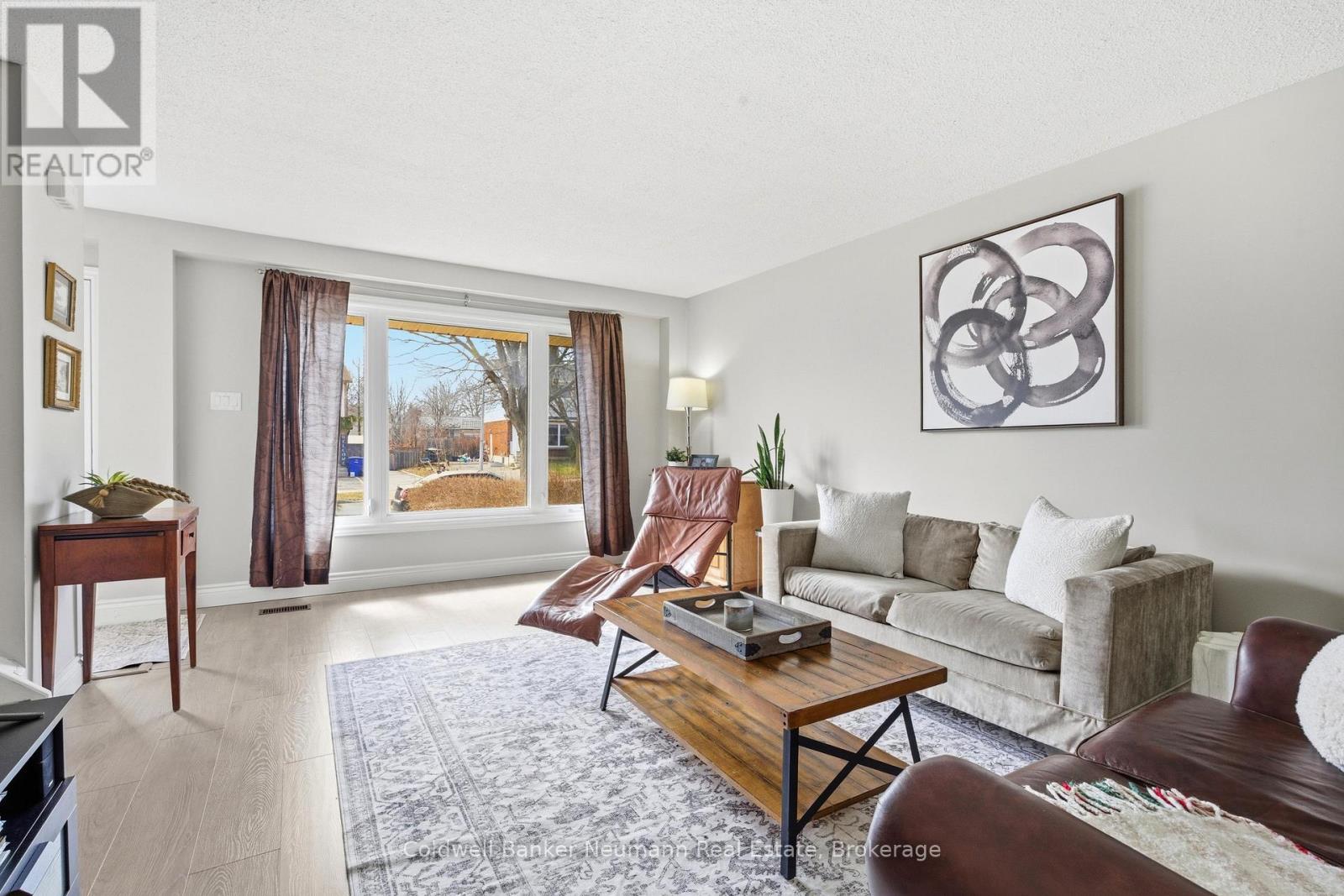 28 Chartwell Crescent, Guelph (Dovercliffe Park/old University), Ontario  N1G 2T7 - Photo 6 - X13566222