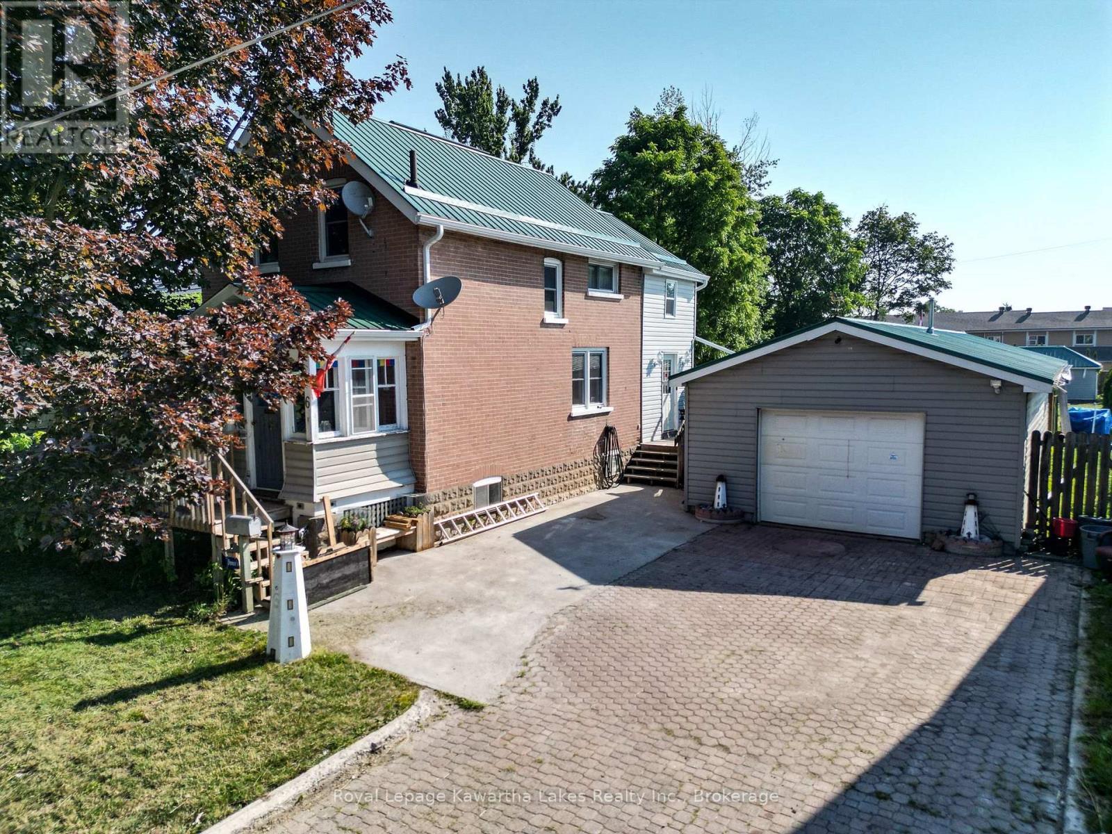 6 Wolfe Street, Kawartha Lakes (Lindsay), Ontario  K9V 2H9 - Photo 1 - X13566294