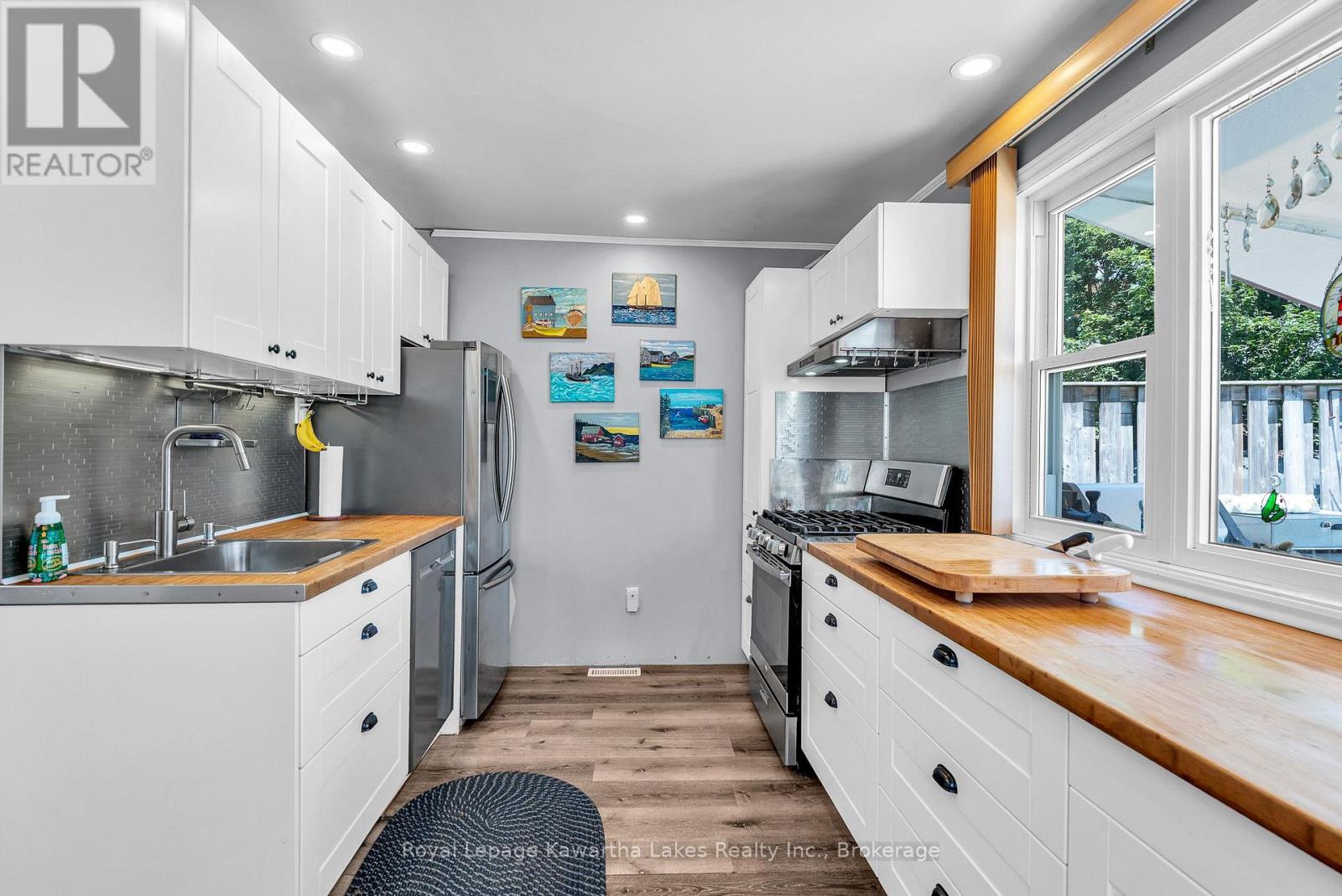6 Wolfe Street, Kawartha Lakes (Lindsay), Ontario  K9V 2H9 - Photo 4 - X13566294