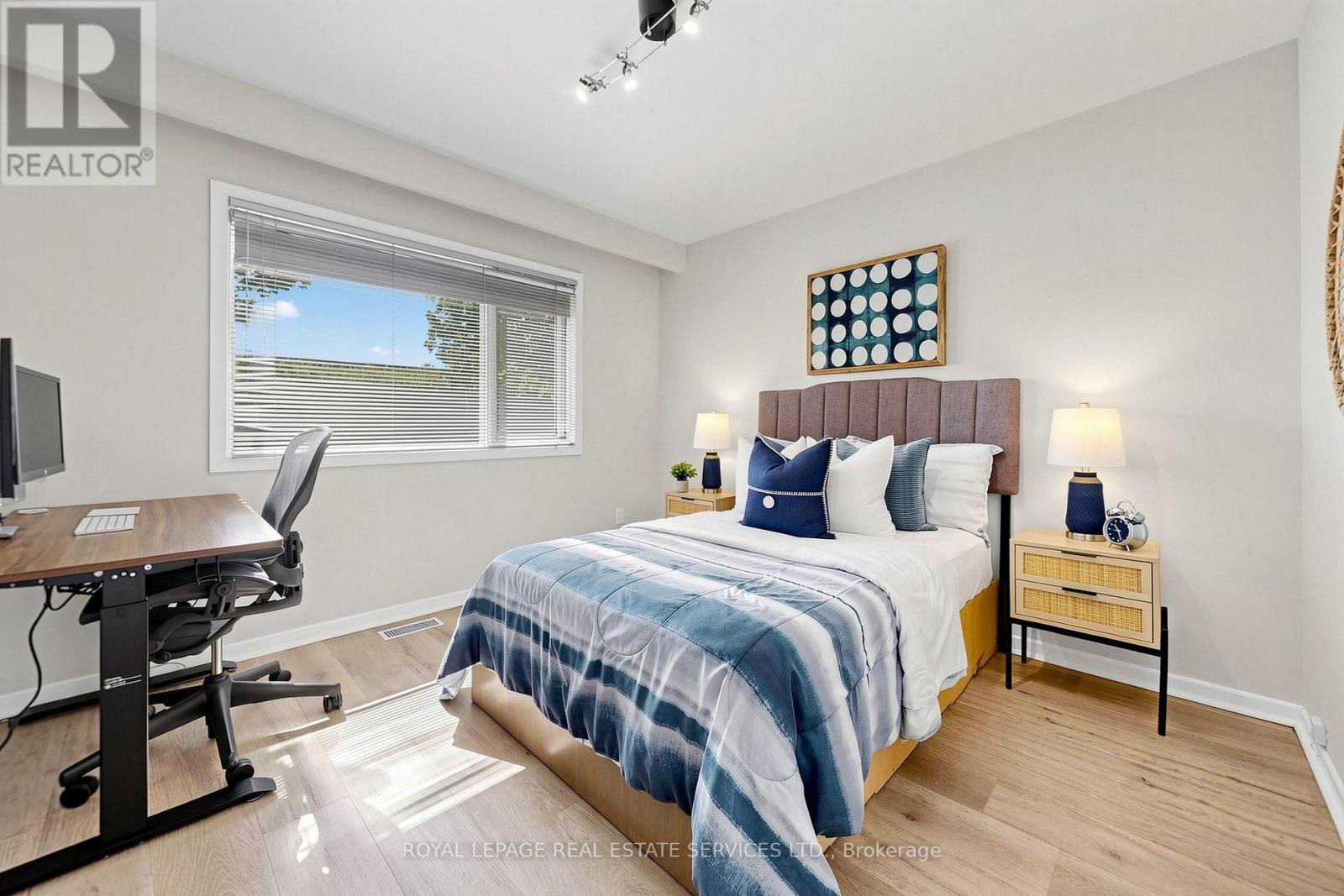 45 Hopperton Drive, Toronto, Ontario  M2L 2S7 - Photo 19 - C13565948