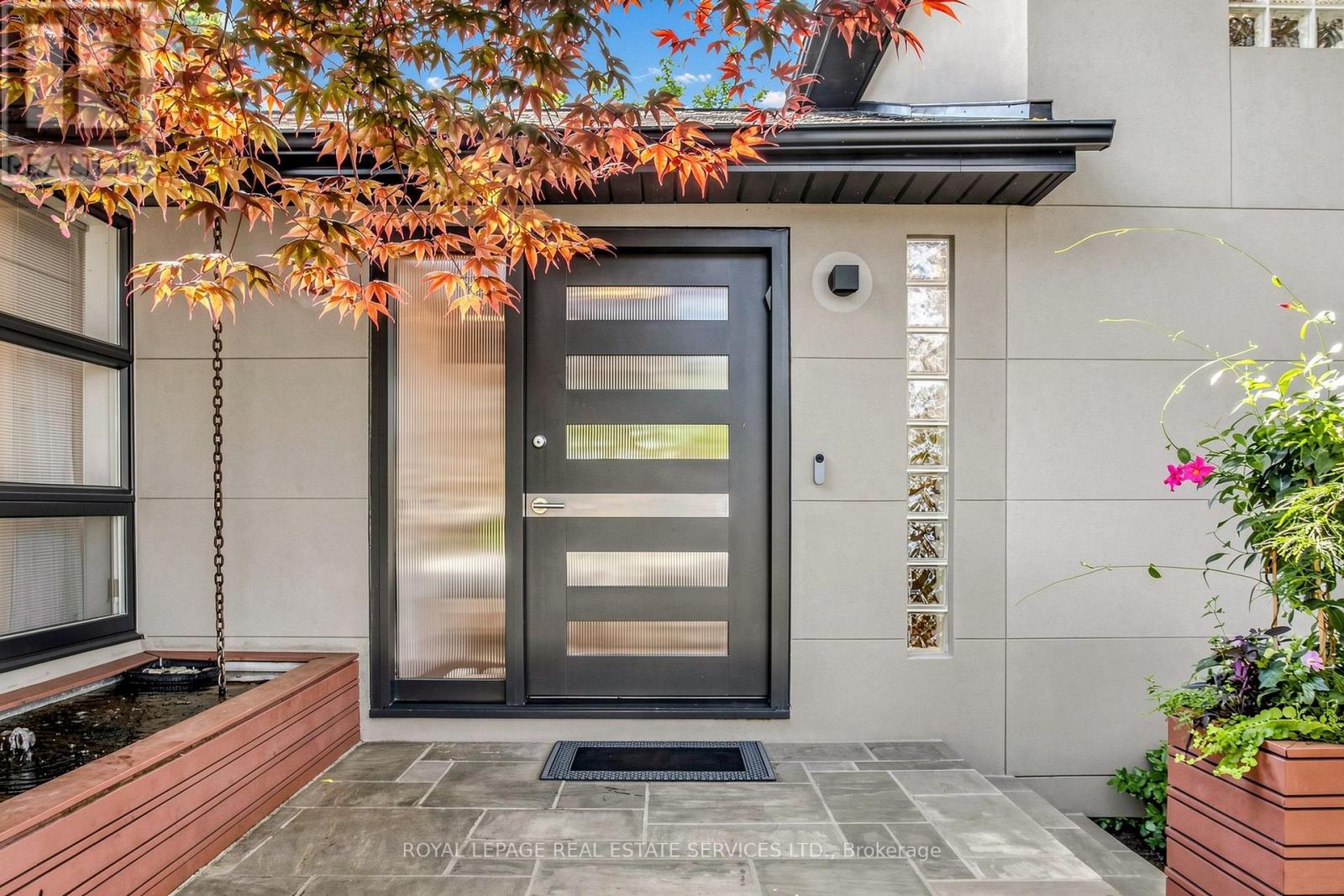45 Hopperton Drive, Toronto, Ontario  M2L 2S7 - Photo 2 - C13565948