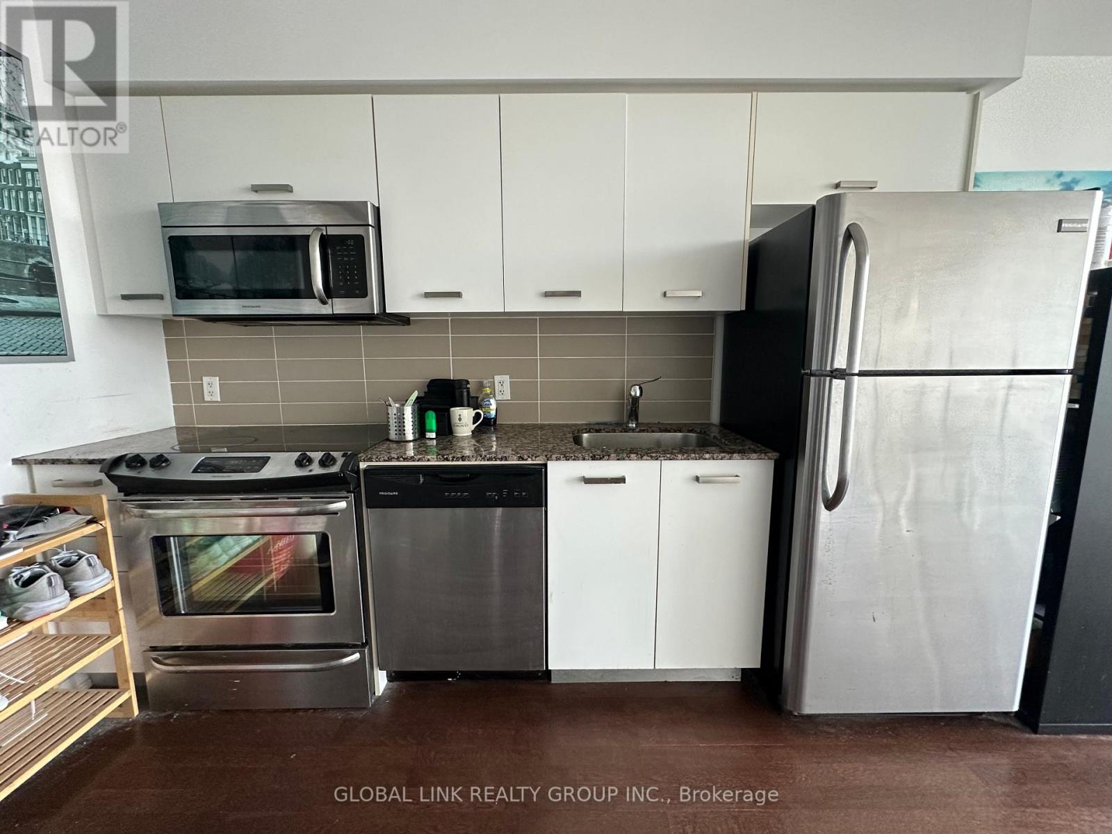 3009 - 832 Bay Street, Toronto, Ontario M5S 1Z6 - Photo 11 - C13565980