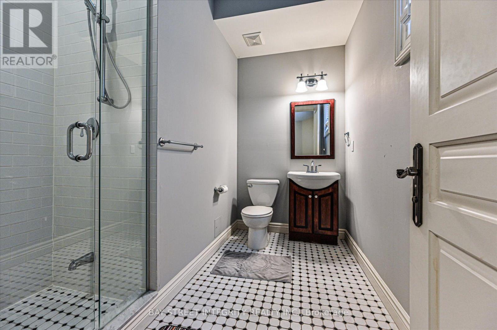 5 Westgrove Crescent, Toronto, Ontario M5N 2S7 - Photo 42 - C13566092