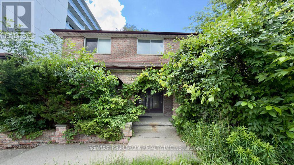589 SHEPPARD AVENUE E, Toronto (Bayview Village)