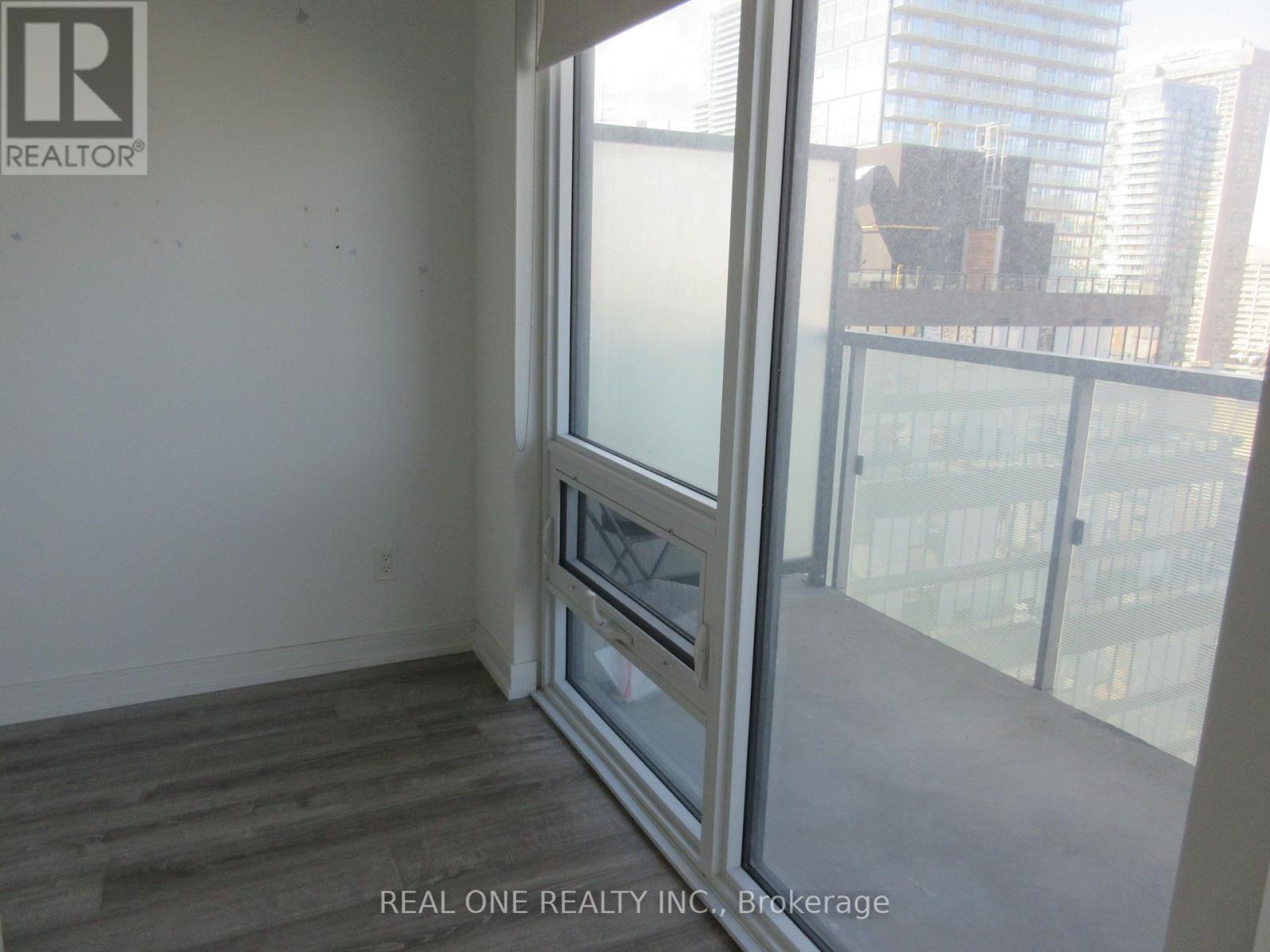 2207 - 28 Wellesley Street E, Toronto, Ontario  M4Y 0C4 - Photo 14 - C13566234