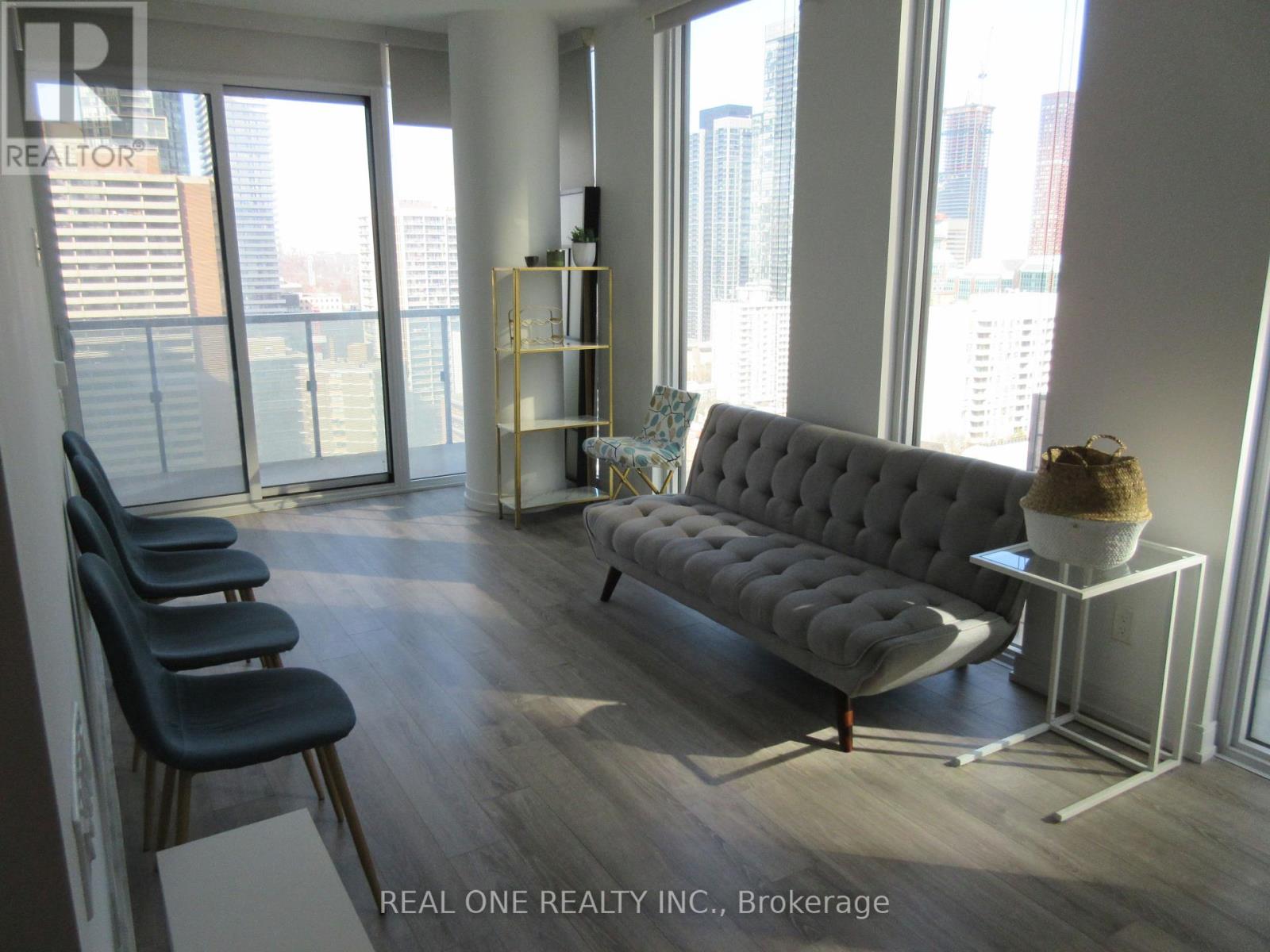 2207 - 28 Wellesley Street E, Toronto, Ontario  M4Y 0C4 - Photo 5 - C13566234