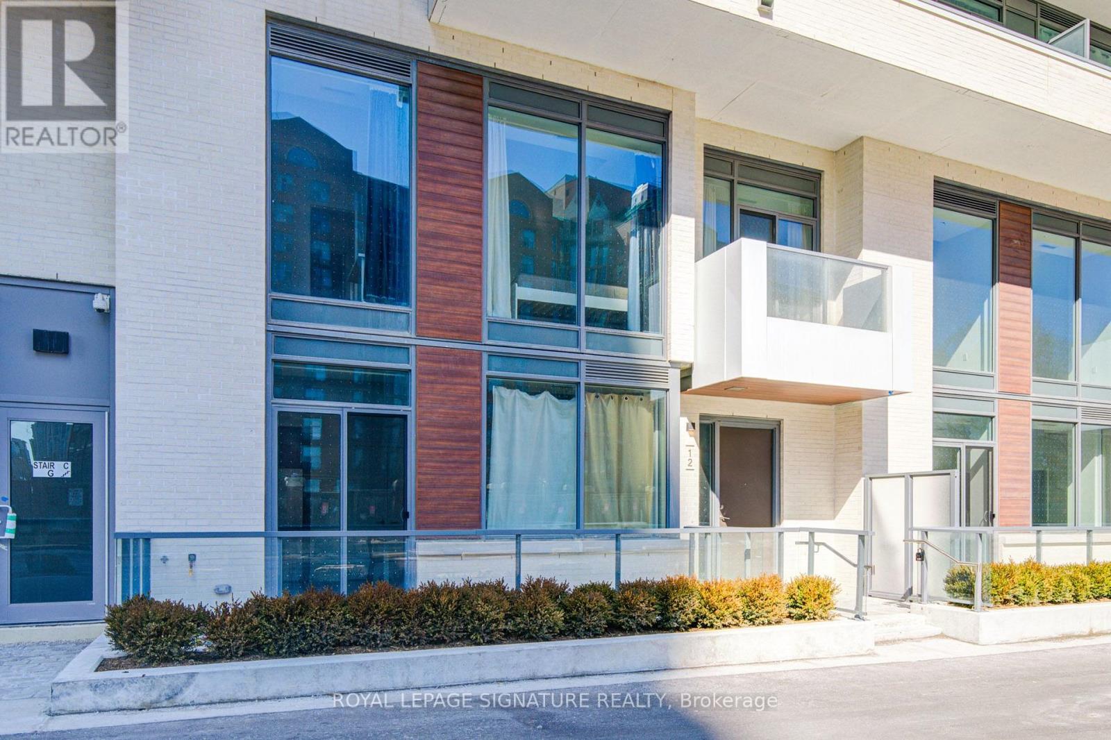 12 Olympic Garden Drive, Toronto, Ontario  M2N 0B9 - Photo 1 - C13566284