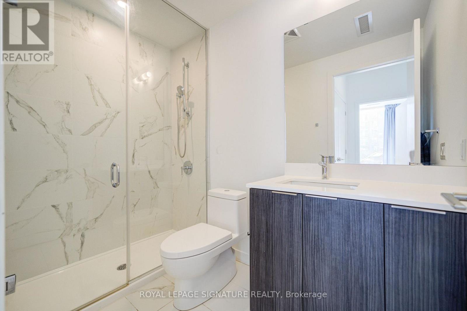 12 Olympic Garden Drive, Toronto, Ontario  M2N 0B9 - Photo 11 - C13566284