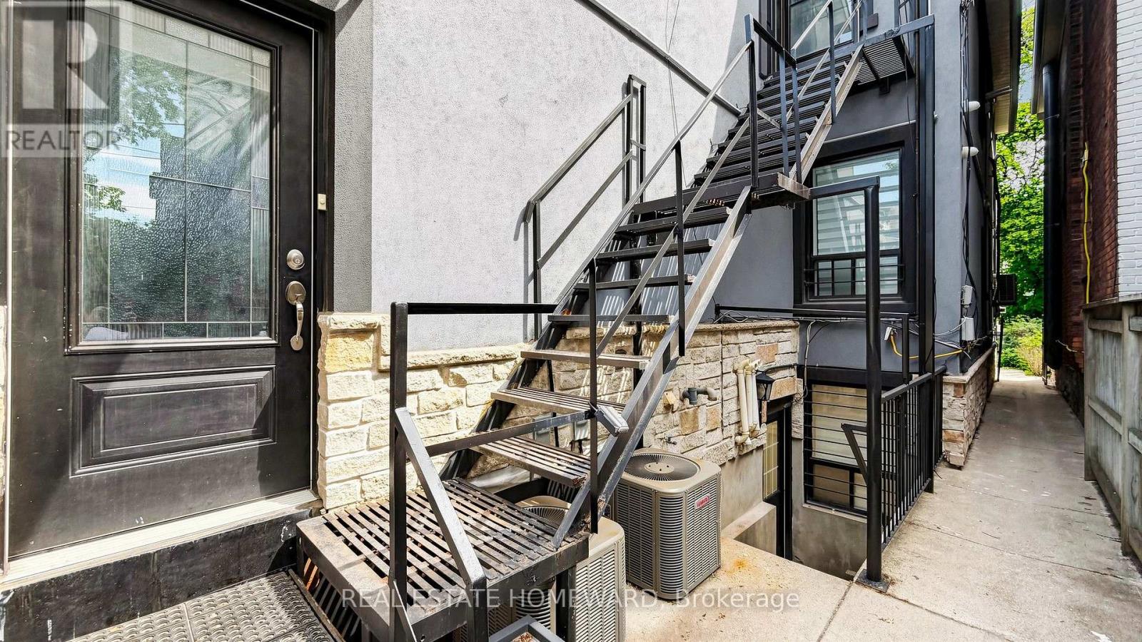 Basement - 124 Kendal Avenue, Toronto, Ontario  M5R 1L9 - Photo 17 - C13566296