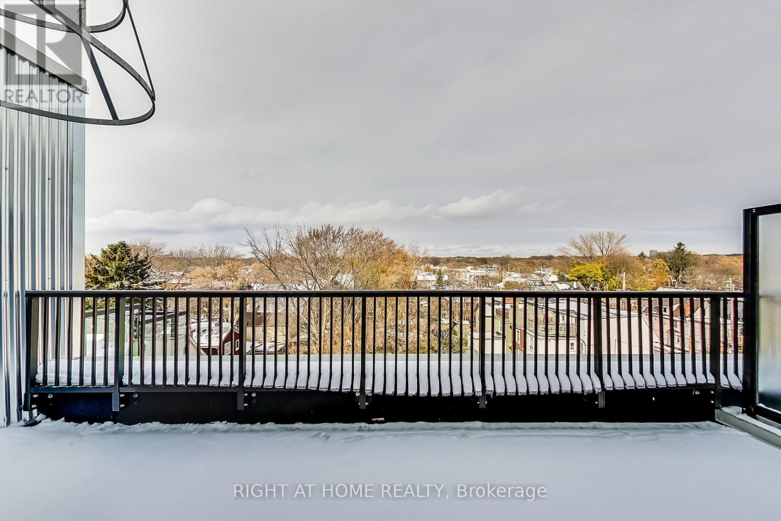 Ph - 1602 Queen Street E, Toronto, Ontario  M4L 1G2 - Photo 22 - E13565920