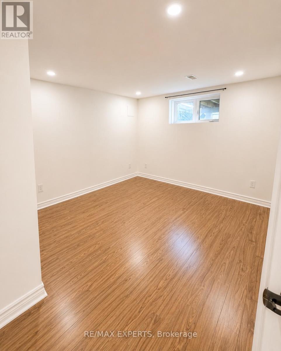 Bsmt - 4 Mosely Crescent, Ajax, Ontario  L1Z 0M9 - Photo 5 - E13566000