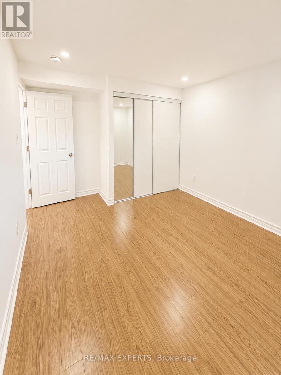 Bsmt - 4 Mosely Crescent, Ajax, Ontario  L1Z 0M9 - Photo 6 - E13566000