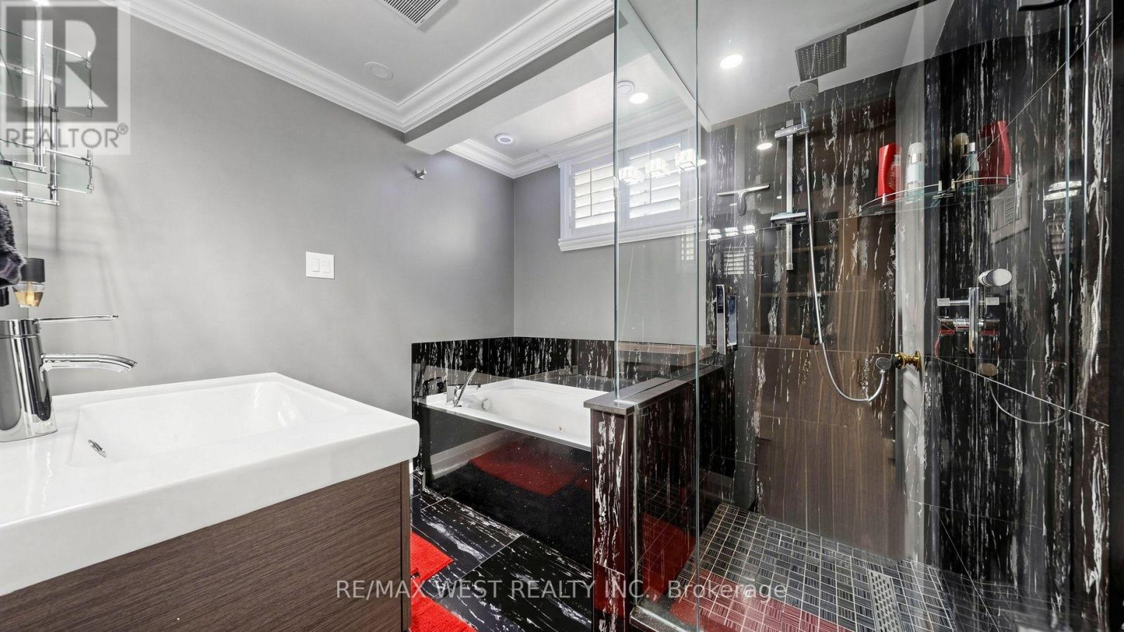 555 Mccowan Road, Toronto, Ontario  M1J 1J7 - Photo 39 - E13566026