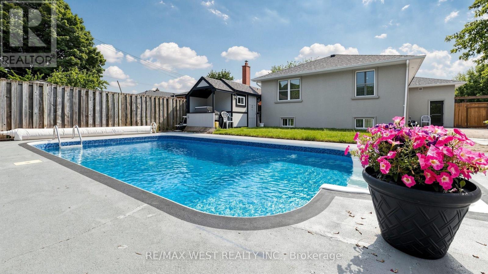 555 Mccowan Road, Toronto, Ontario  M1J 1J7 - Photo 43 - E13566026