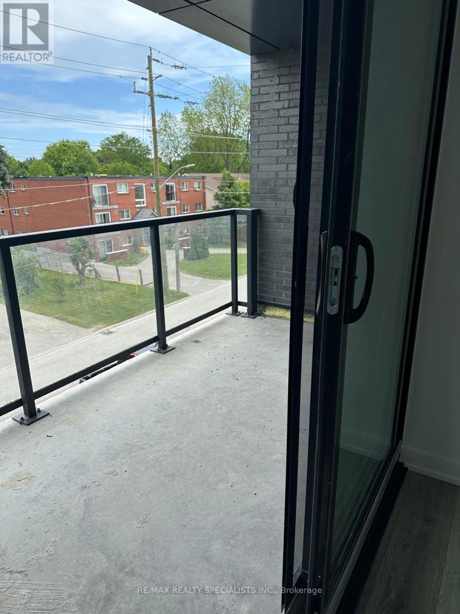 328 - 1614d Charles Street N, Whitby, Ontario  L1N 0P4 - Photo 15 - E13566032