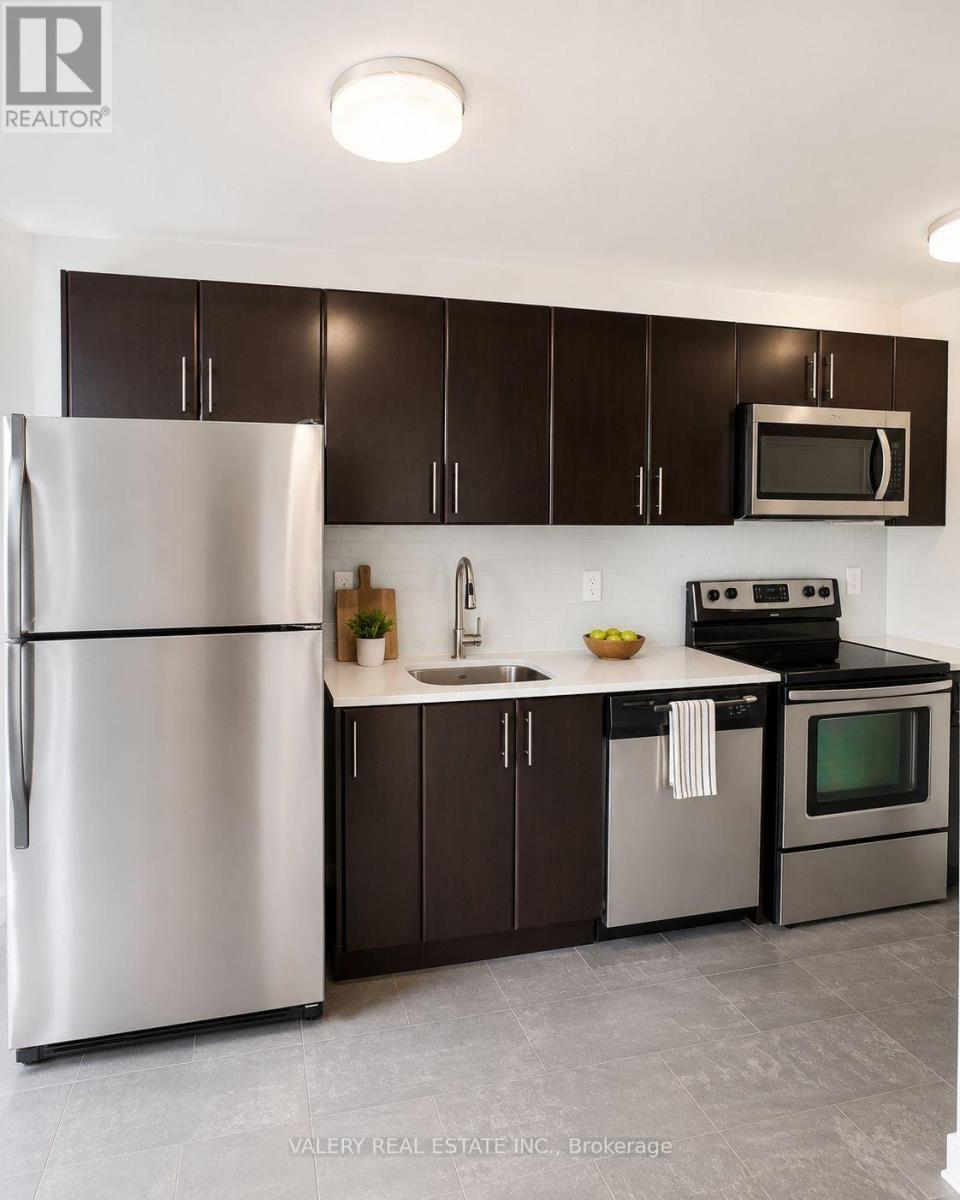 42 - 2406 Queen Street E, Toronto, Ontario   - Photo 2 - E13566062